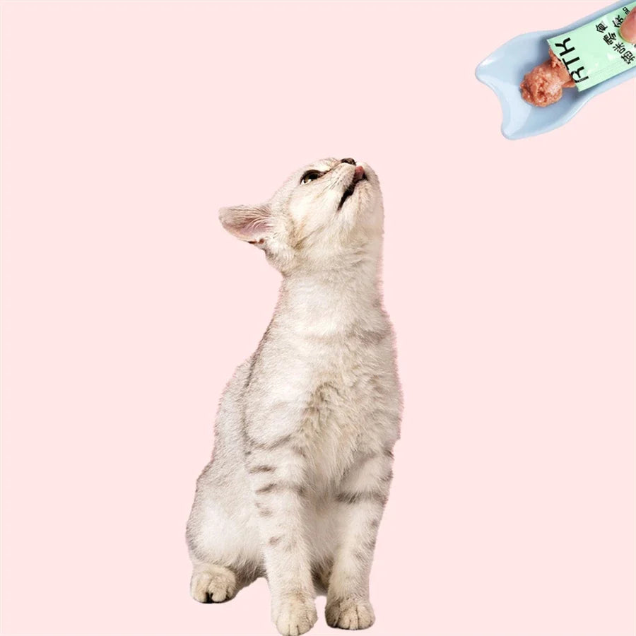 Cat Squeeze-Treat Feeding Spoon